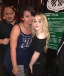 sabrinacarpenter-daily_28103129.jpg