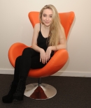 sabrinacarpenter-daily_283229.jpg