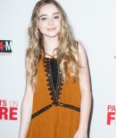 sabrinacarpenter-daily_281729.jpg