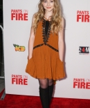 sabrinacarpenter-daily_284829.jpg