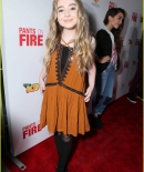 sabrinacarpenter-daily_28629.jpg