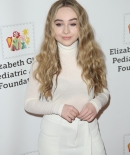 sabrinacarpenter-daily_285329.jpg