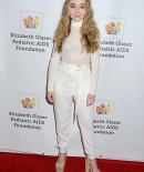 sabrinacarpenter-daily_28829.jpg