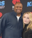 sabrinacarpenter-daily_282529.jpg