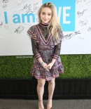 sabrinacarpenter-daily_283129.jpg