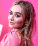 sabrinacarpenter-daily_286829.jpg