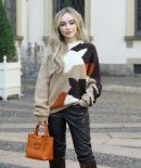 sabrinacarpenter-daily_28529.jpg