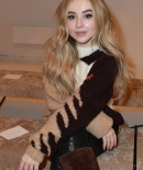 sabrinacarpenter-daily_281629.jpg