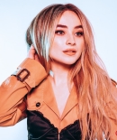 sabrinacarpenter-daily_28229.jpg