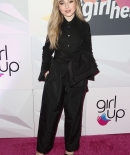 sabrinacarpenter-daily_283729.jpg