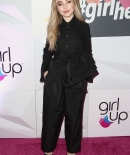 sabrinacarpenter-daily_284229.jpg