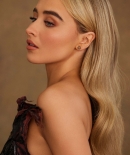 sabrinacarpenter-daily_281129.jpg