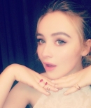 sabrinacarpenter-daily_2819629.jpg