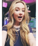 sabrinacarpenter-daily_2811229.jpg