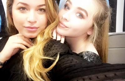 sabrinacarpenter-daily_2815629.jpg