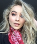 sabrinacarpenter-daily_2830629.jpg