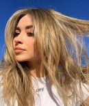 sabrinacarpenter-daily_28229.jpg