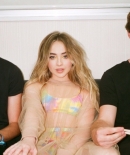 sabrinacarpenter-daily_28729.jpg