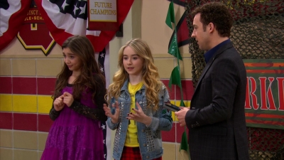 sabrinacarpenter-daily_2818329.jpg