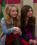 sabrinacarpenter-daily_2819429.jpg