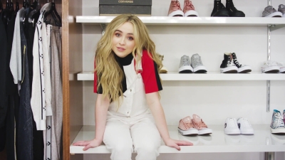 sabrinacarpenter-daily_281929.jpg