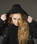 sabrinacarpenter-daily_28329.jpg