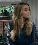 sabrinacarpenter-daily_281029.jpg