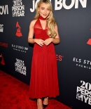 sabrinacarpenter-daily_282129.jpg