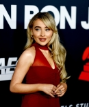 sabrinacarpenter-daily_285729.jpg