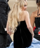 sabrinacarpenter-daily_2820229.jpg