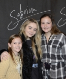 sabrinacarpenter-daily_281729.jpg