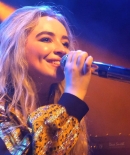 sabrinacarpenter-daily_287529.jpg