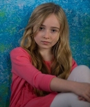 sabrinacarpenter-daily_284229.jpg