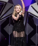 sabrinacarpenter-daily_287629.jpg