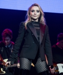 sabrinacarpenter-daily_283129.jpg