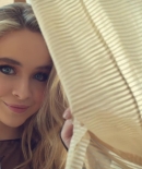 sabrinacarpenter-daily_283529.jpg