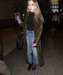 sabrinacarpenter-daily_284029.jpg