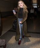 sabrinacarpenter-daily_284429.jpg