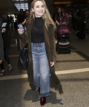 sabrinacarpenter-daily_286429.jpg