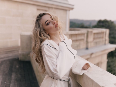 sabrinacarpenter-daily_28113629.jpg