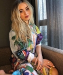 sabrinacarpenter-daily_28106329.jpg