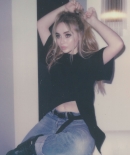 sabrinacarpenter-daily_2891529.jpg