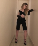 sabrinacarpenter-daily_2898629.jpg