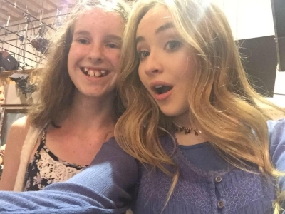 sabrinacarpenter-daily_28262329.jpg