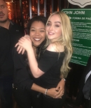 sabrinacarpenter-daily_28103229.jpg