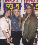 sabrinacarpenter-daily_28122429.jpg