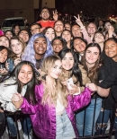 sabrinacarpenter-daily_2827529.jpg