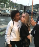 sabrinacarpenter-daily_2860229.jpg