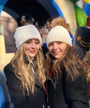 sabrinacarpenter-daily_2872429.jpg