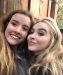 sabrinacarpenter-daily_2873529.jpg